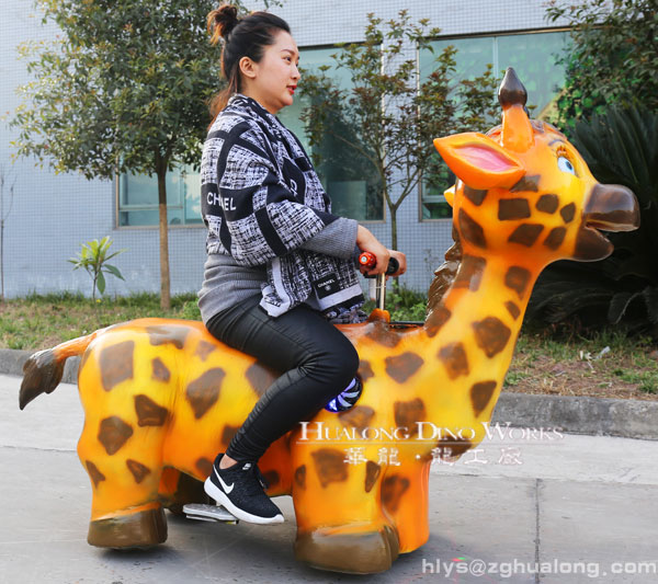 華龍藝術戶外兒童騎乘的跑跑車