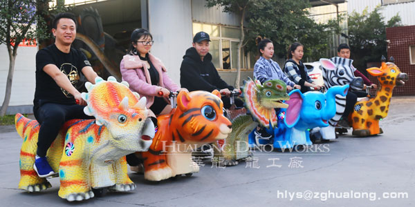 華龍藝術各式各樣的小型電瓶車